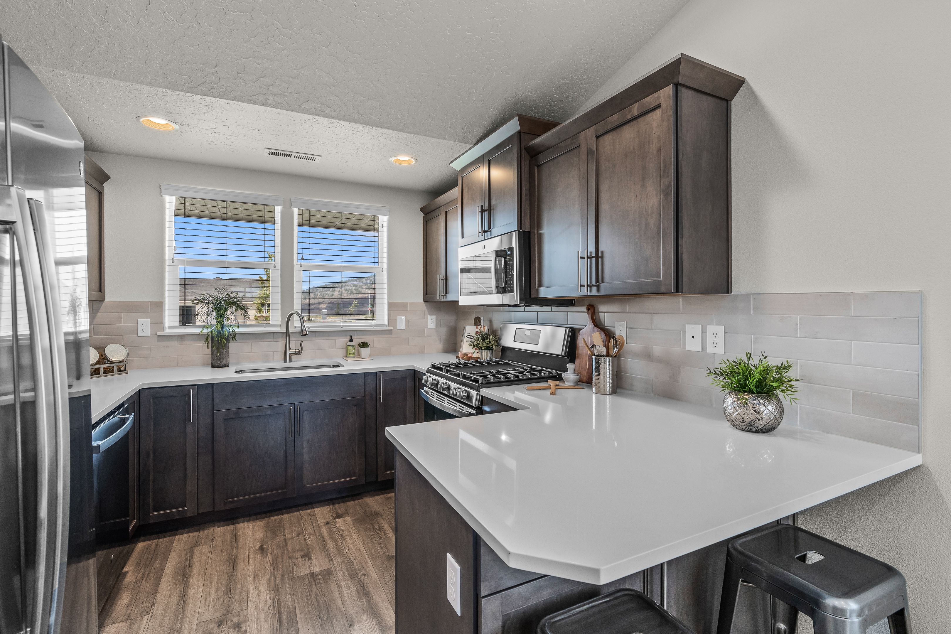 2023_07_24_1502_nw_varnish_pl_rdm-12