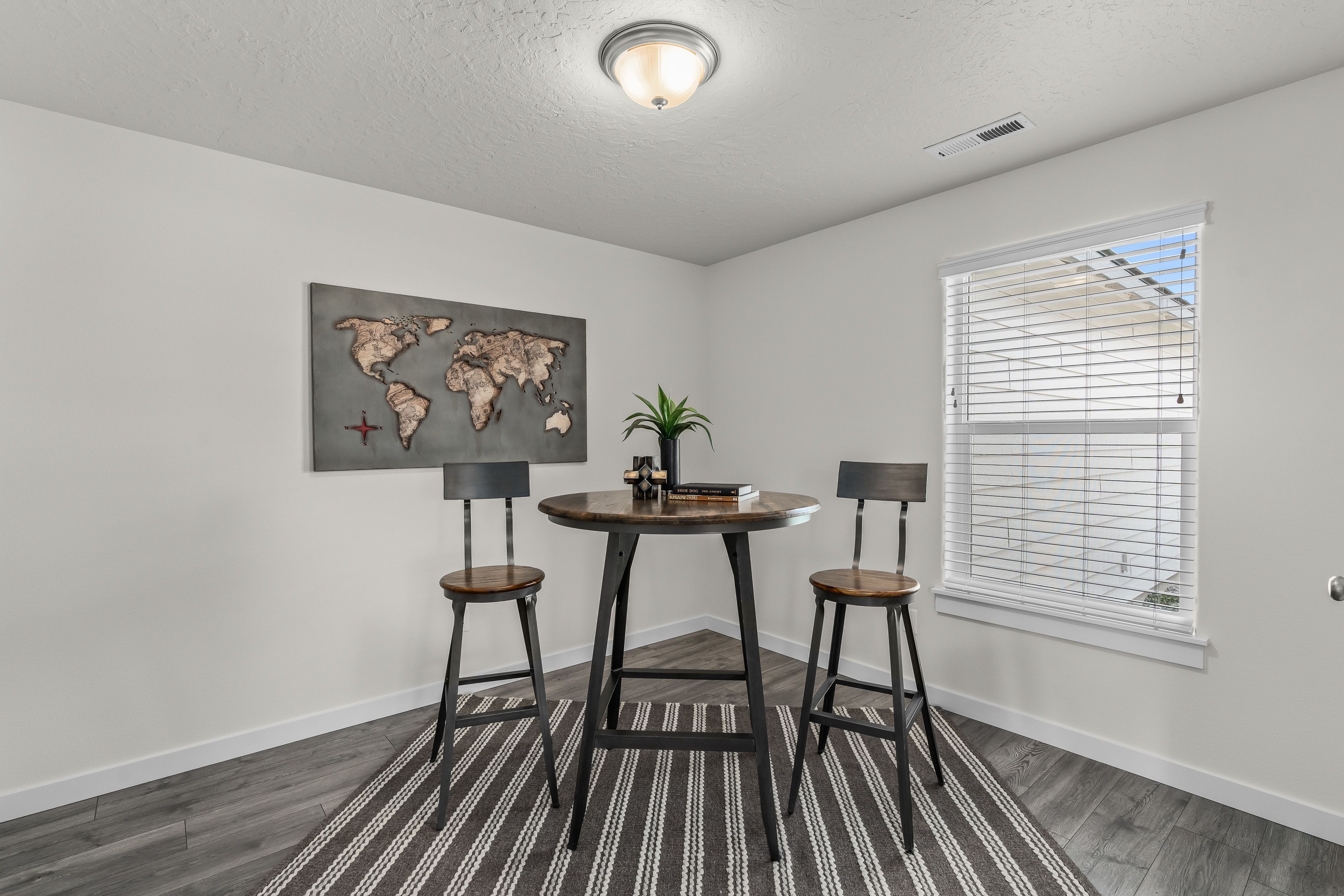 2023_07_24_1502_nw_varnish_pl_rdm-14