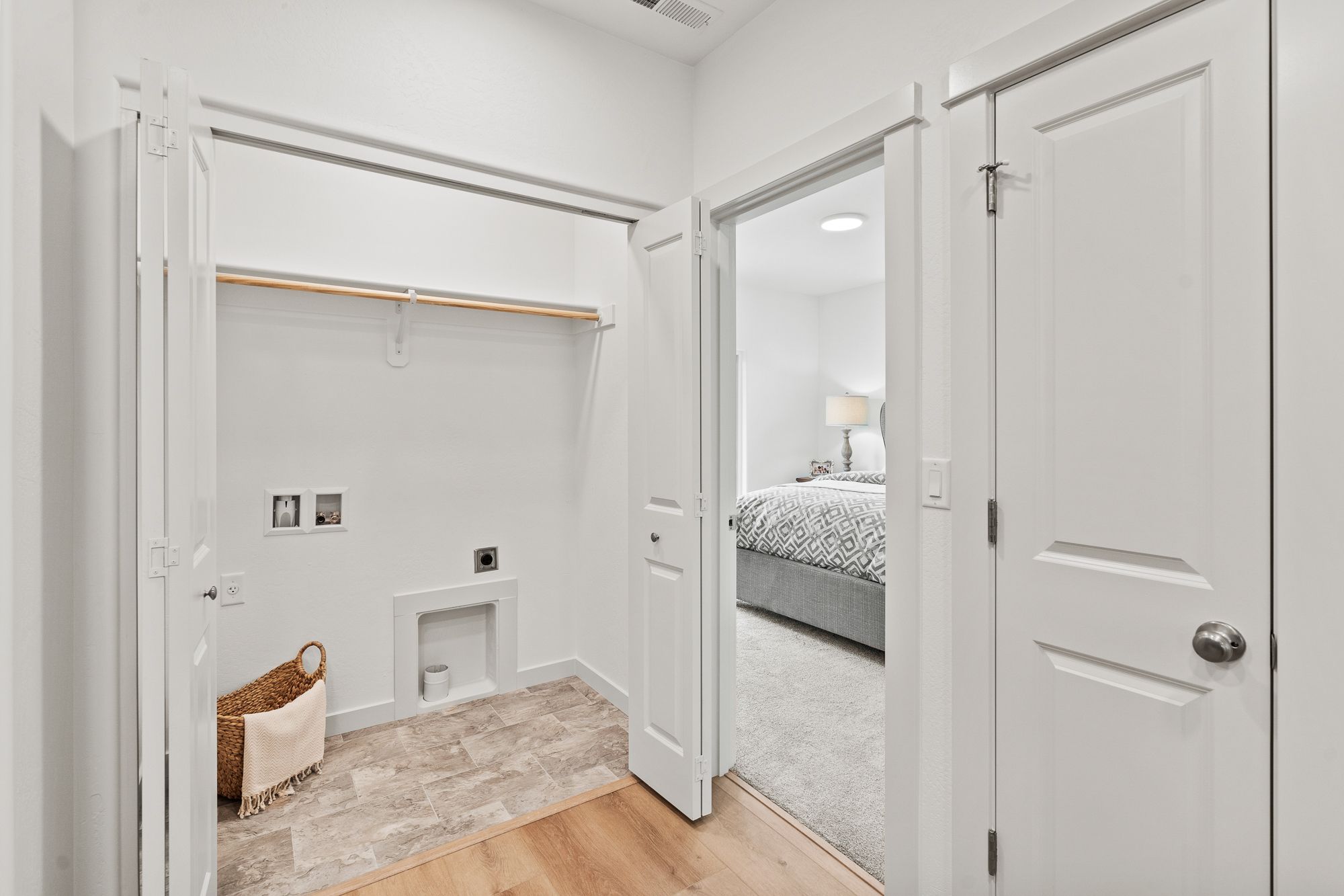 14_3748 harbrooke road - 12