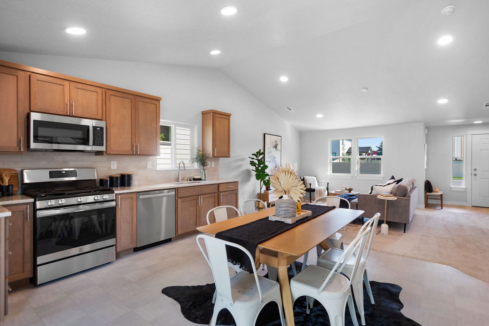 Alderwood - Great Room 3