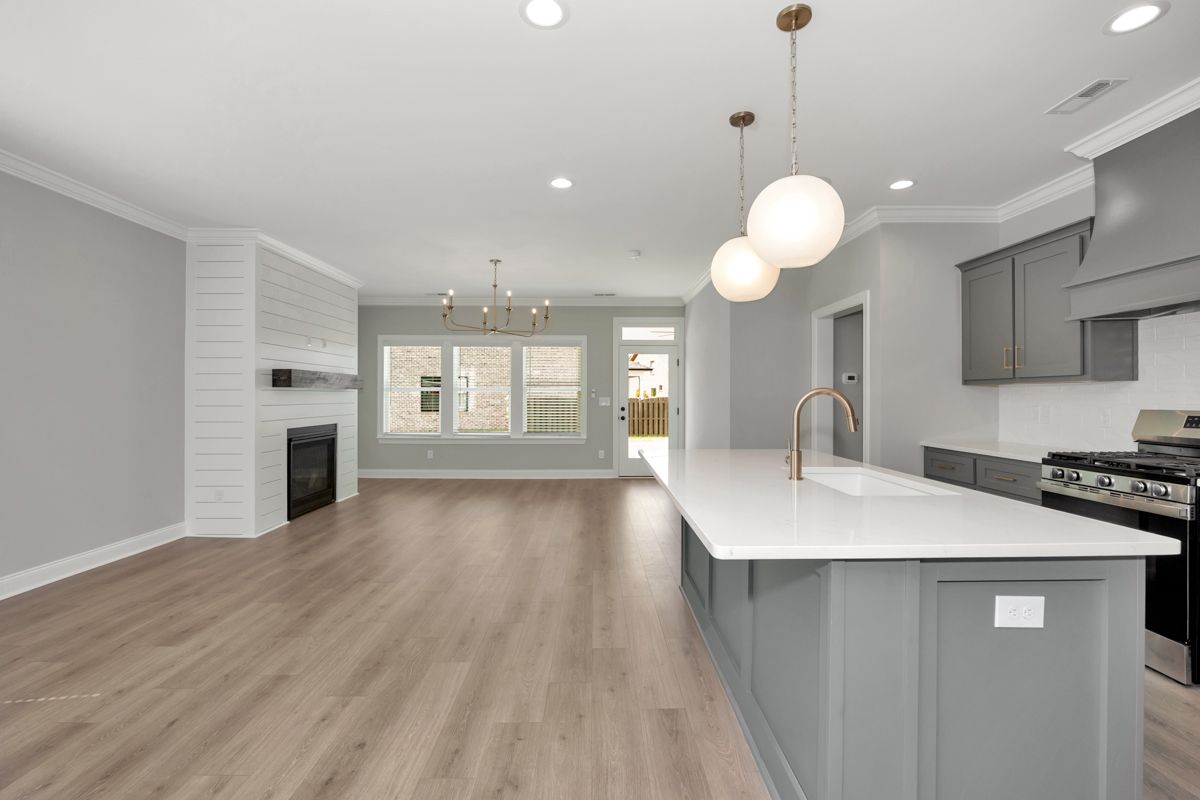 Shelby - Kitchen