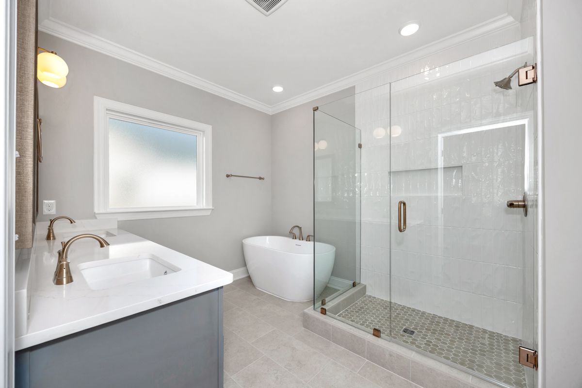 Shelby - Master Bath