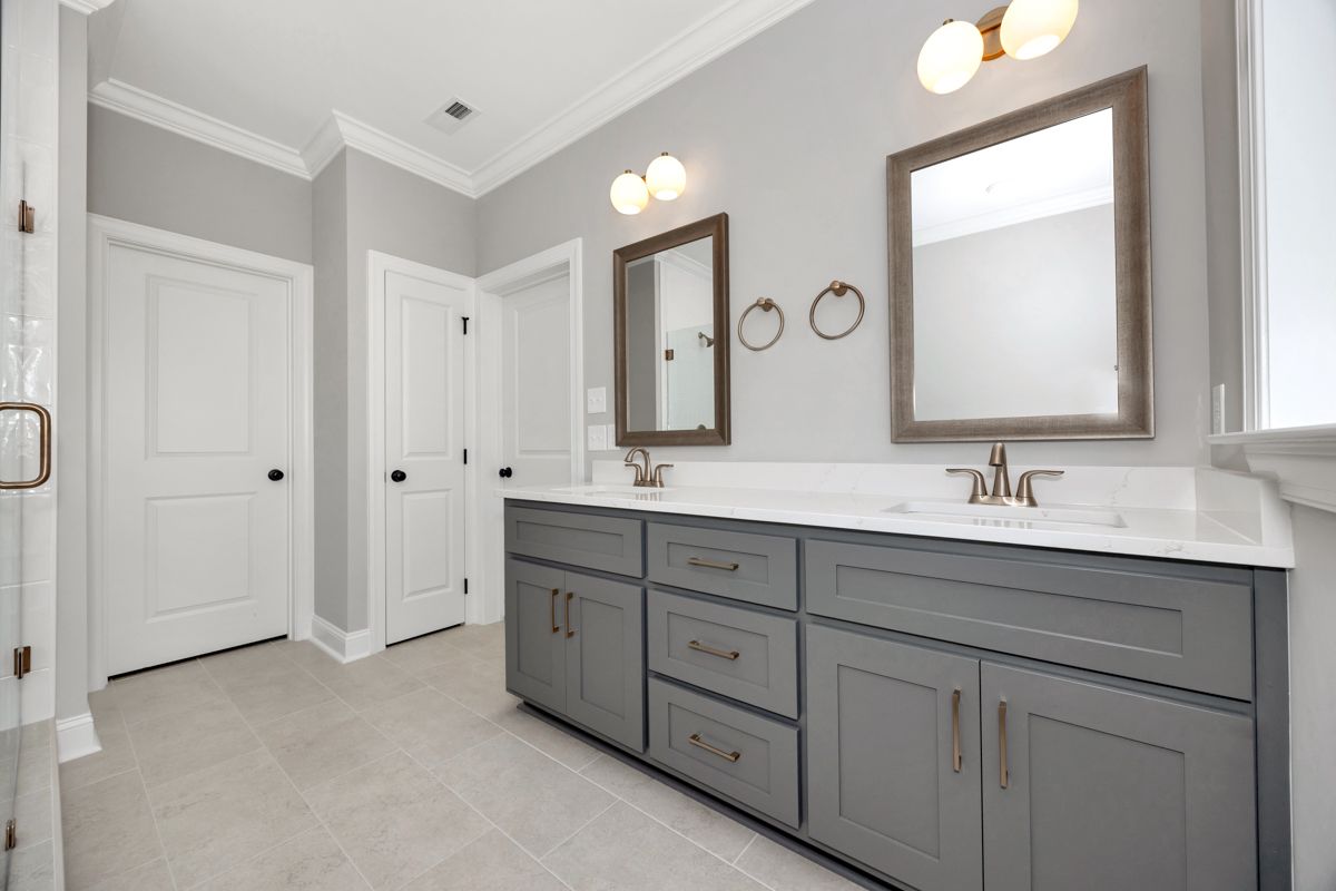 Shelby - Master Bath