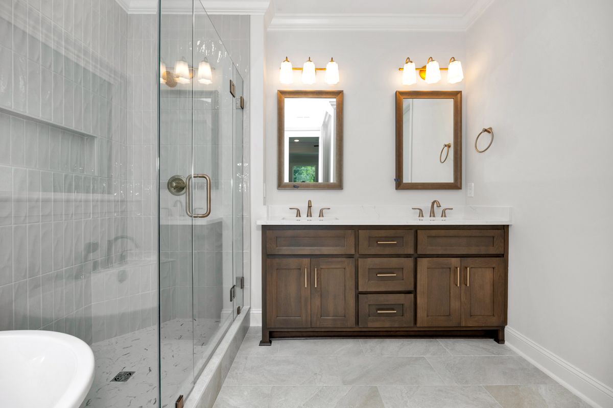 Loudon - Master Bath