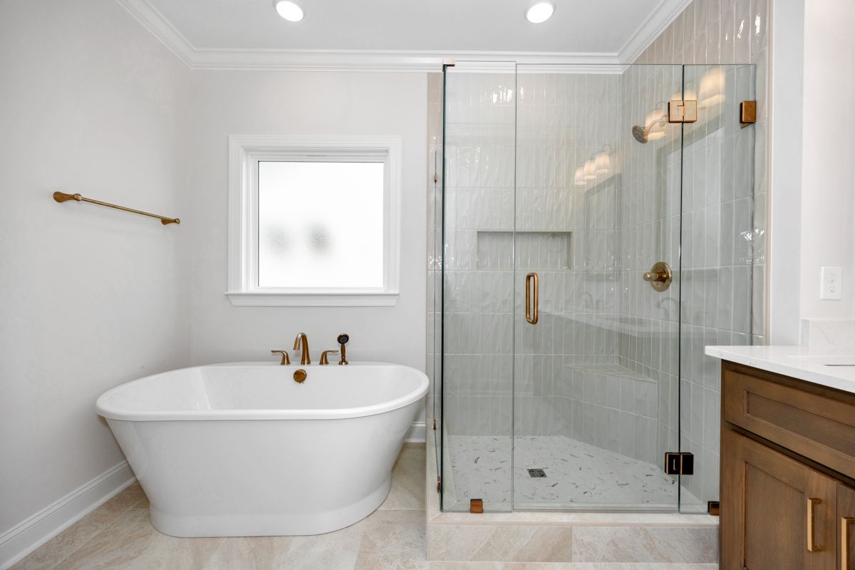 Loudon - Owners Shower