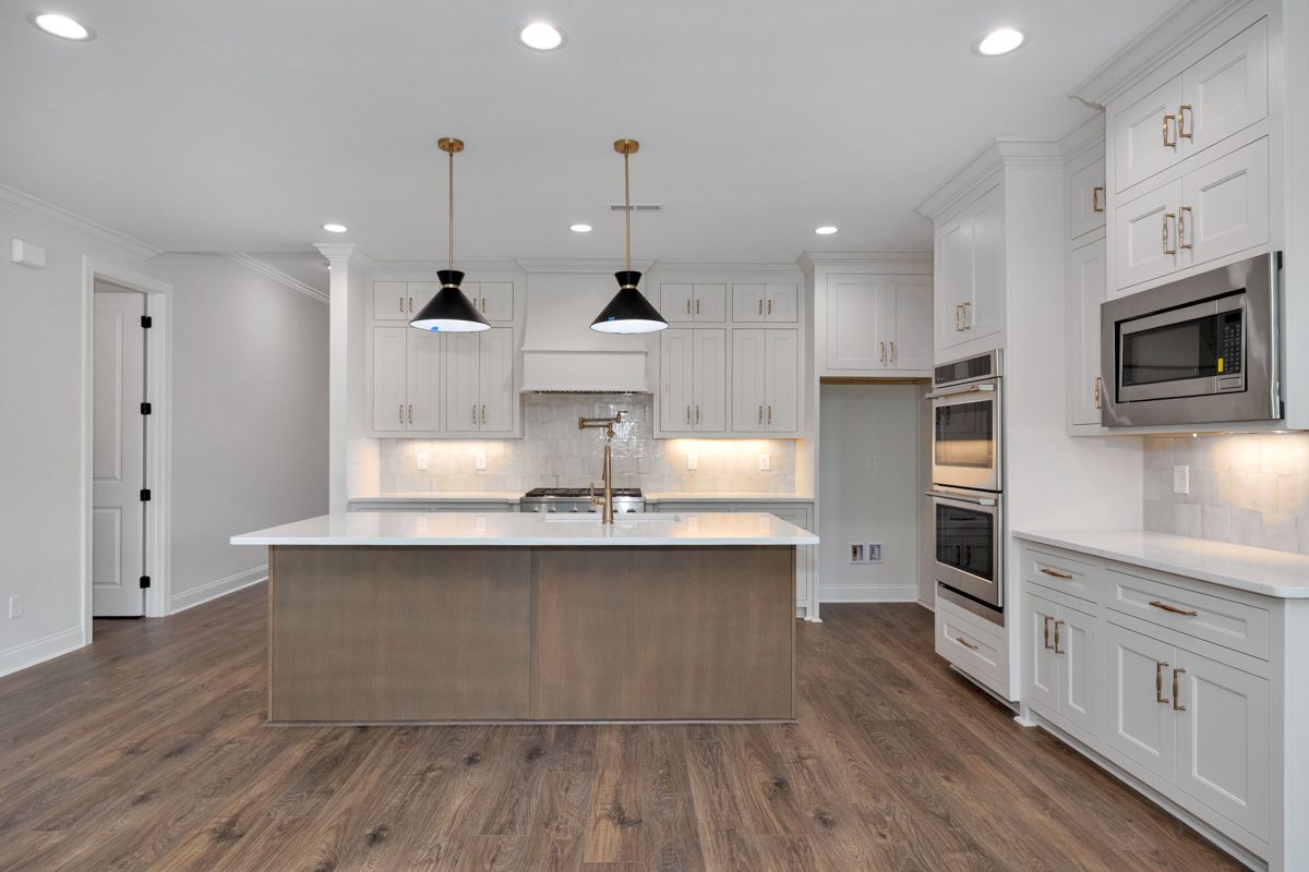 Loudon - Kitchen