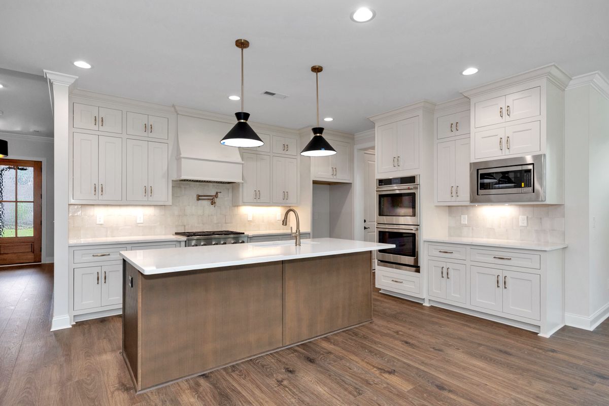 Loudon - Kitchen