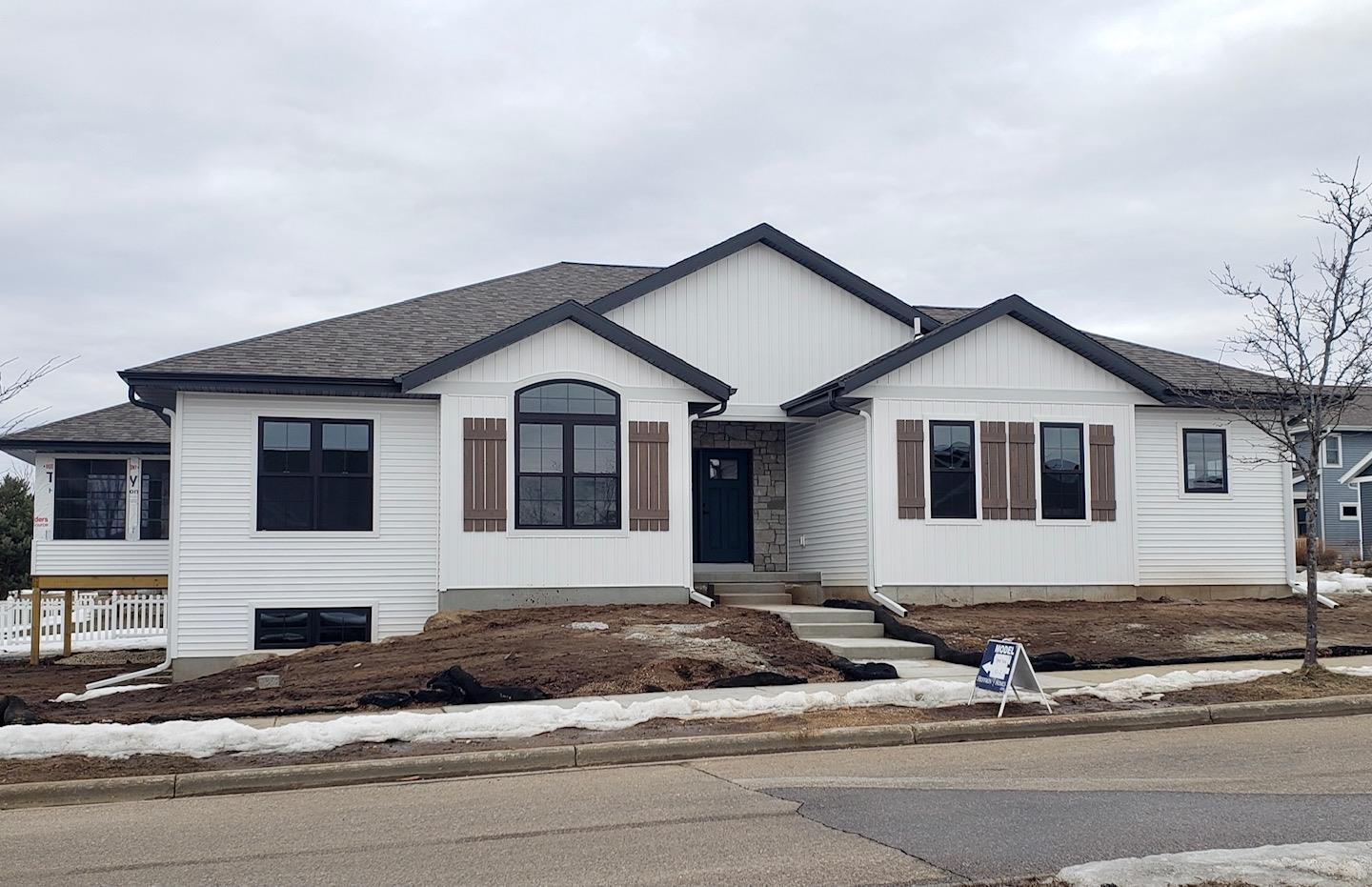 casa en Heffron Homes por Heffron Homes