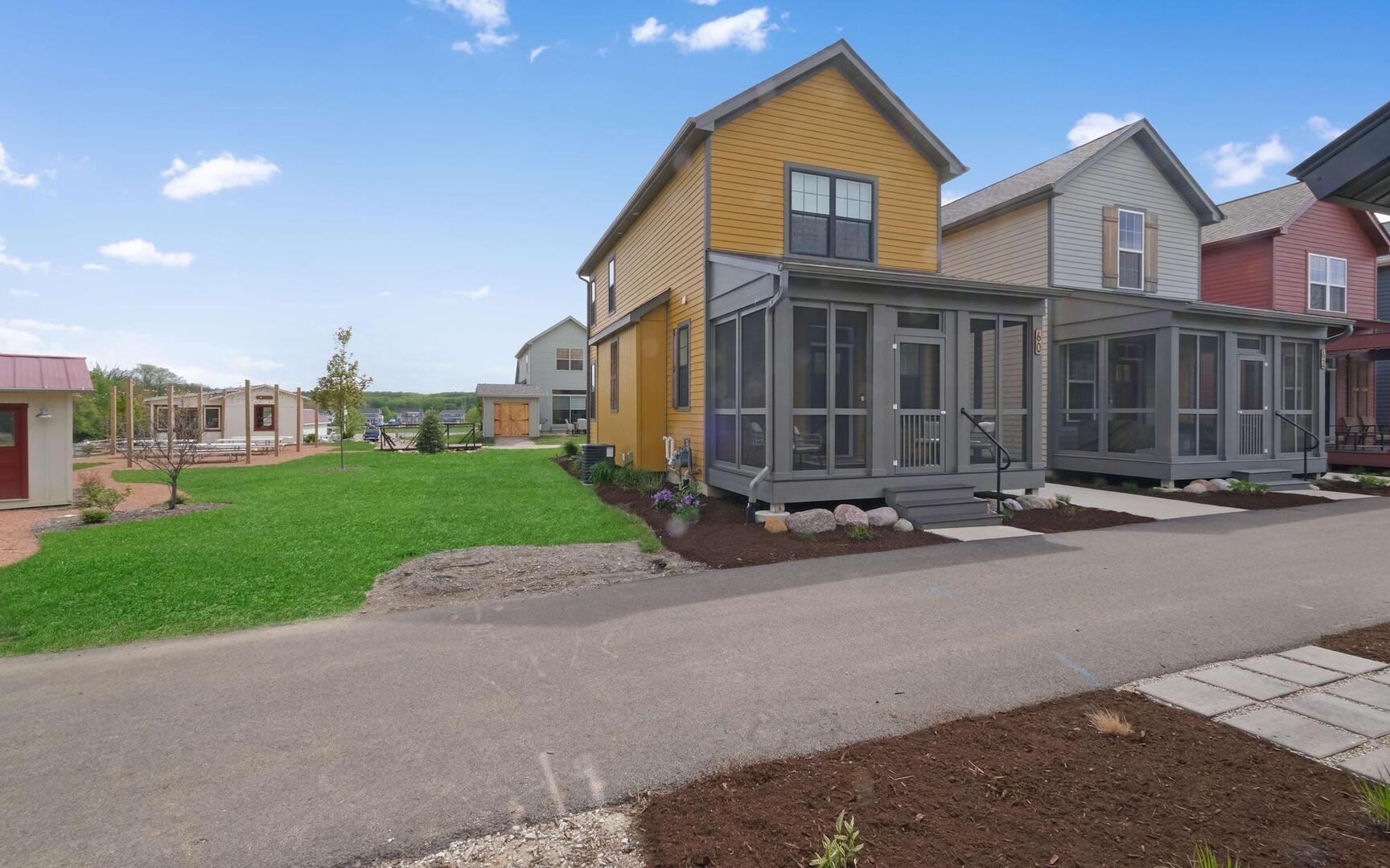 100 Great Loop Drive #60 (Cottage 1800)