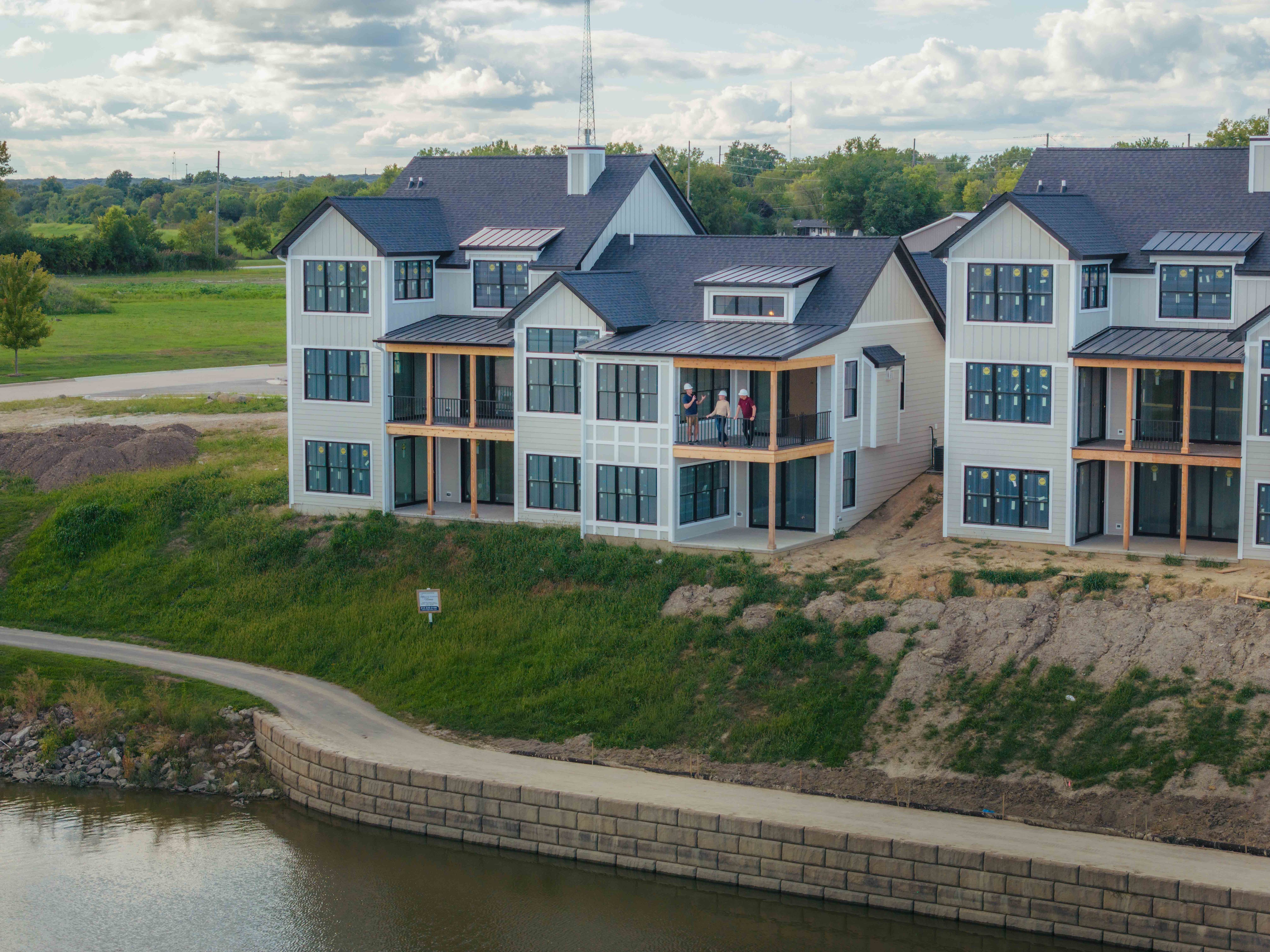 At Heritage Harbor, you can purchase a new construction home or build a home that fits your lifestyle.