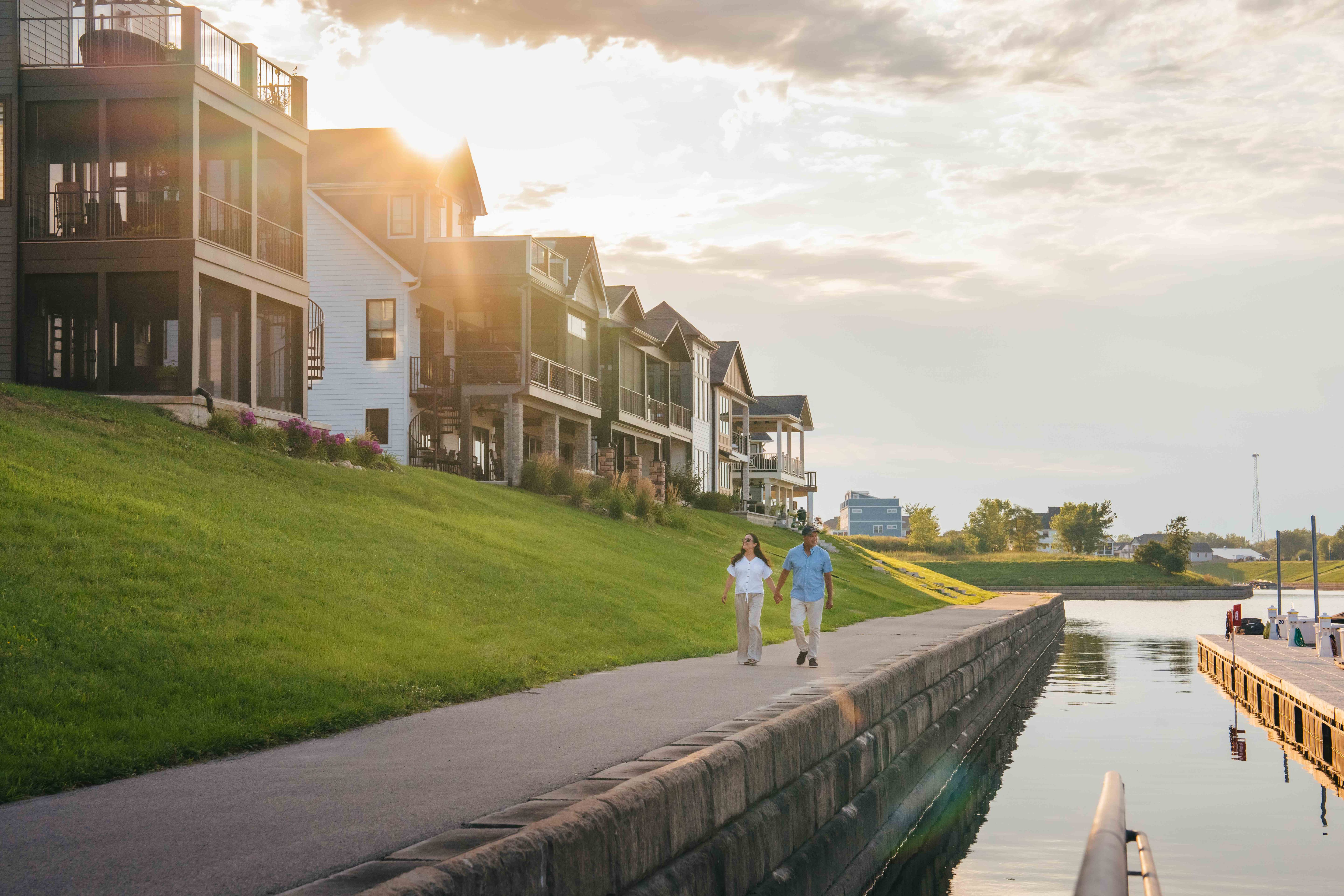 Heritage Harbor is a walkable community. Its Harbor Walk is a path that directly lines the entire Harbor.