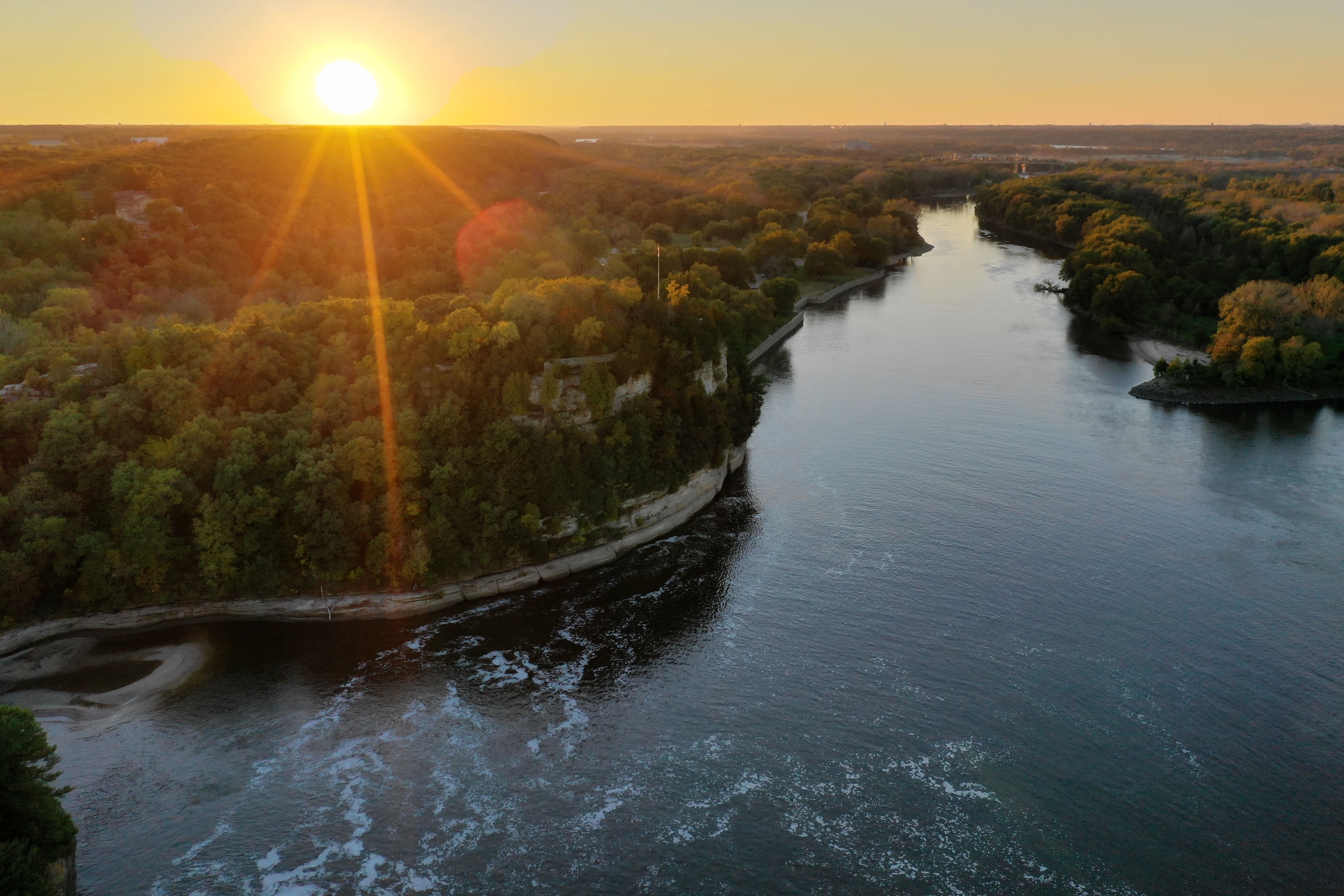 Heritage Harbor is just a short distance from several parks including Starved Rock State Park.