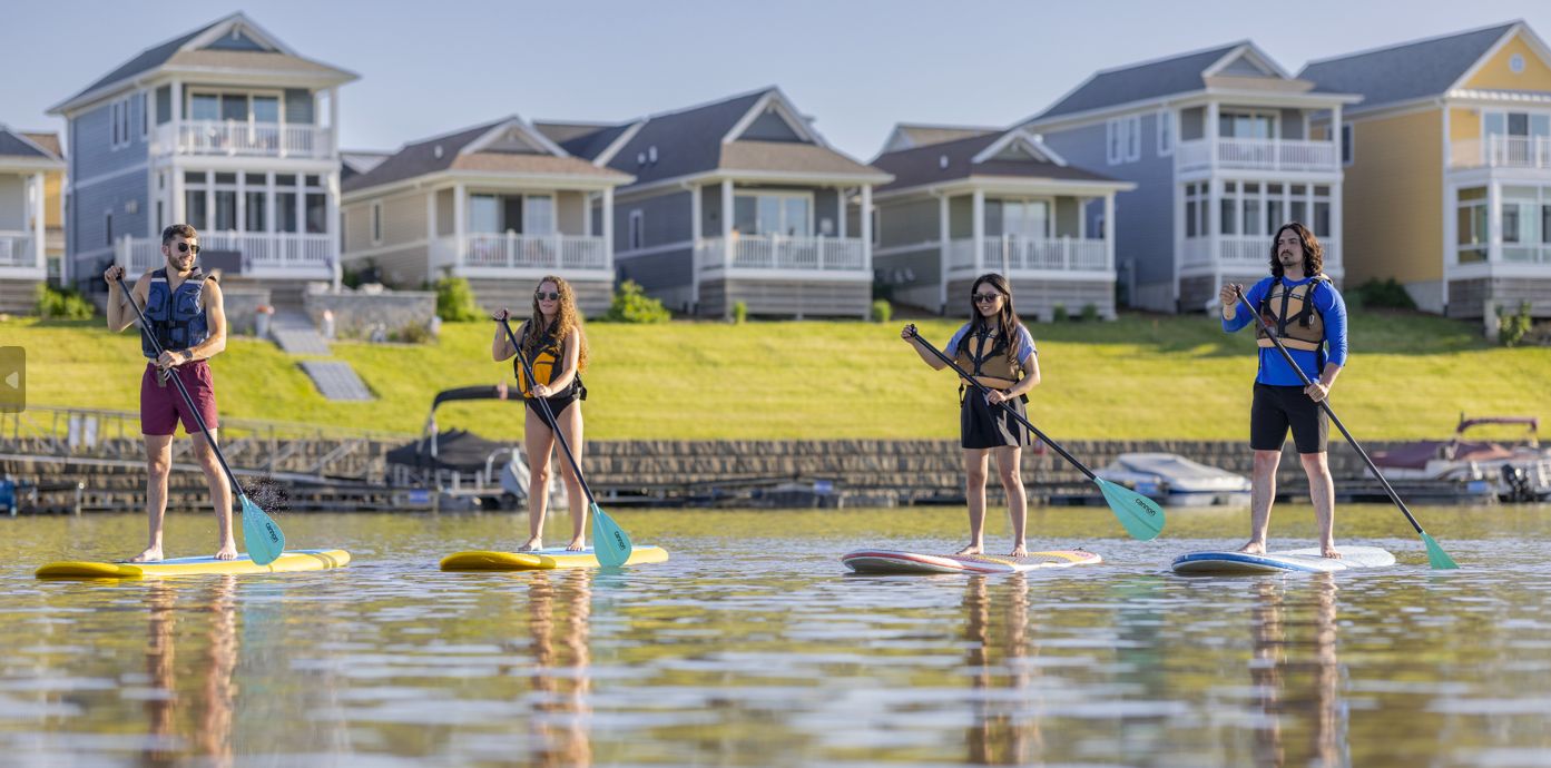 Through Quest Watersports, Heritage Harbor has onsite paddleboard rentals.