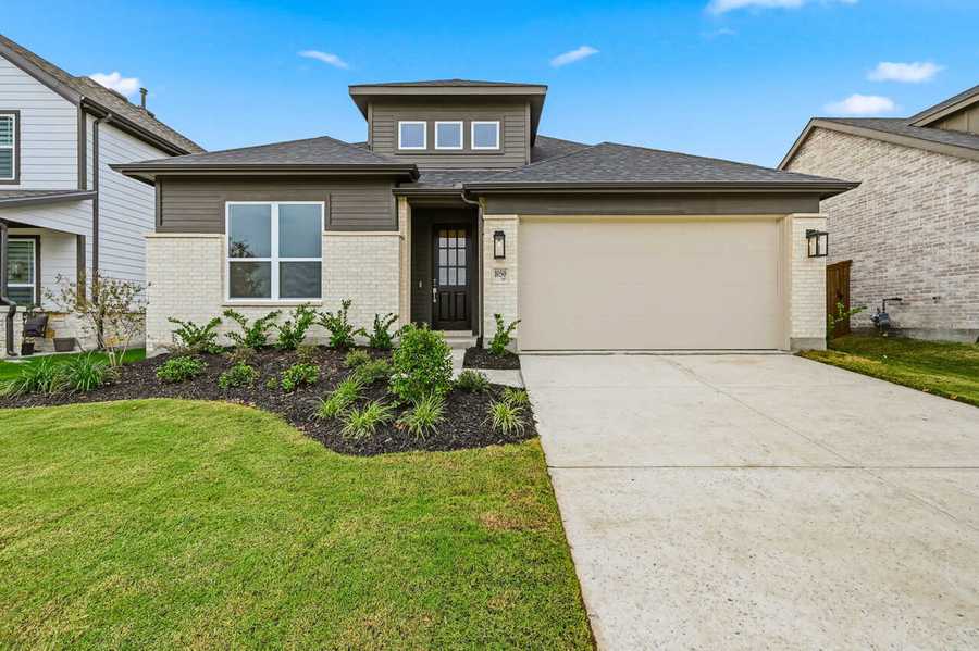 1050 Bearing Street (Plan Matisse)