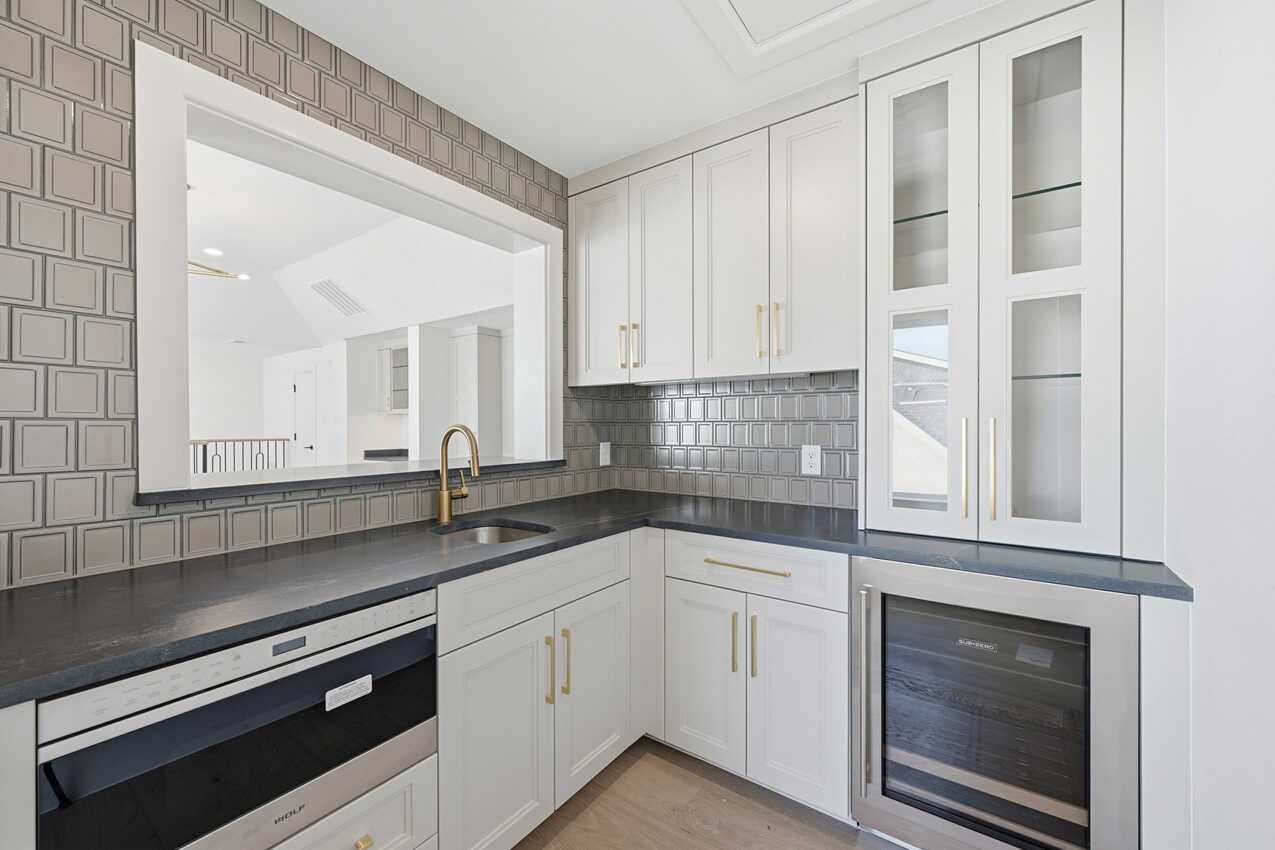 Wet Bar