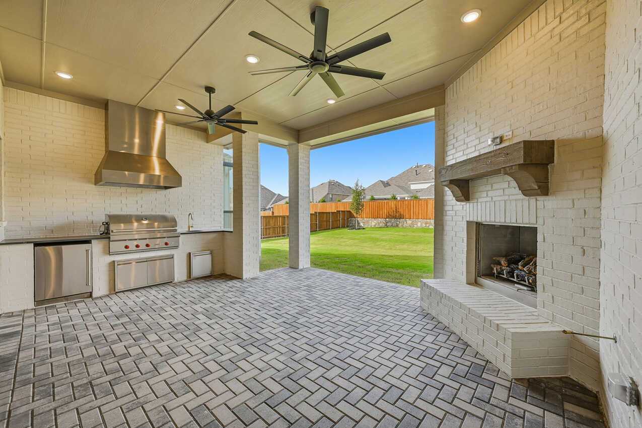 Courtyard/Patio