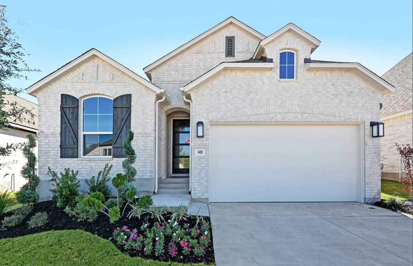 Plan Escalade - 6 Creeks at Waterridge: 45ft. lots: Kyle, Texas - Highland Homes