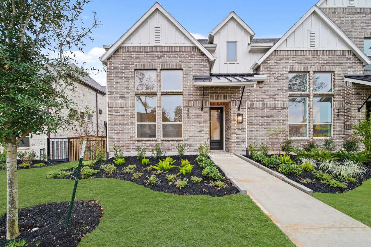 Plan Dorset - Woodforest Townhomes: Townhomes: The Villas: Montgomery, Texas - Highland Homes