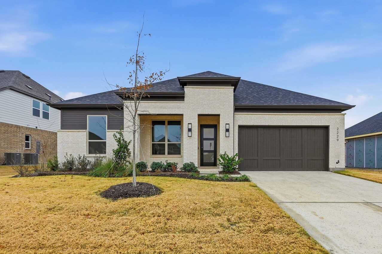 Plan Birchwood - Ridge Crossing: Waxahachie, Texas - Highland Homes