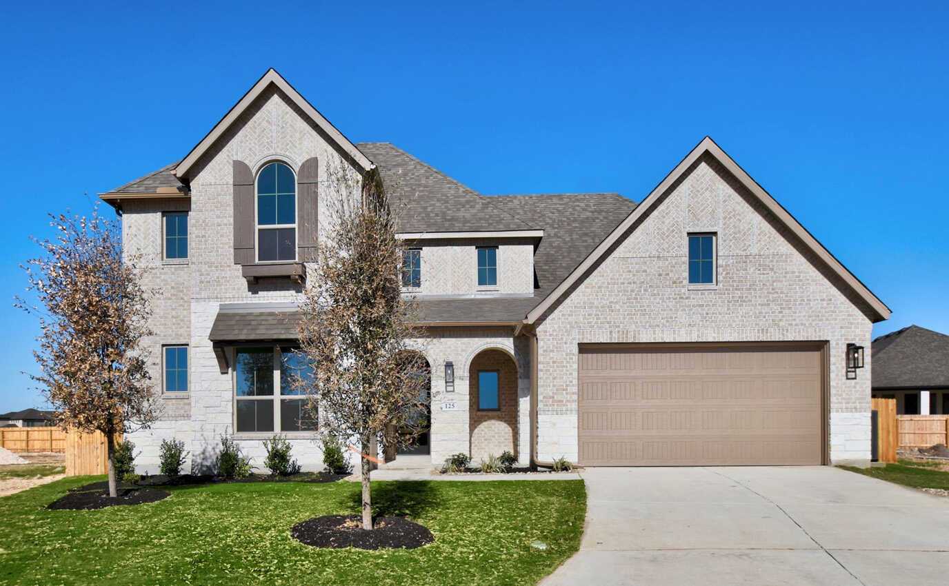 Plan Roxburgh - Alsatian Oaks: 60ft. lots: Castroville, Texas - Highland Homes