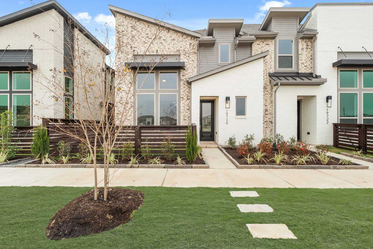 Plan Bolton - Bridgeland Central: The Villas: Cypress, Texas - Highland Homes