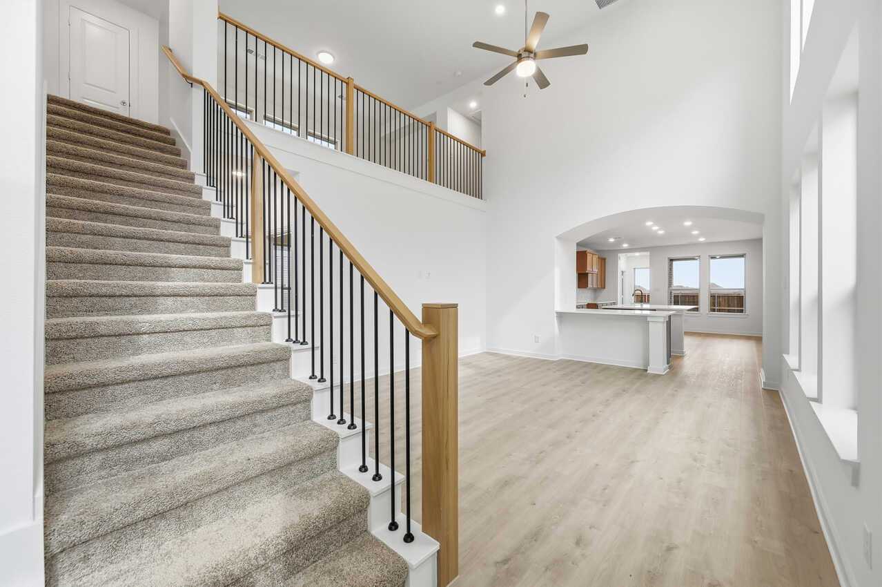 Entry/Dining Room