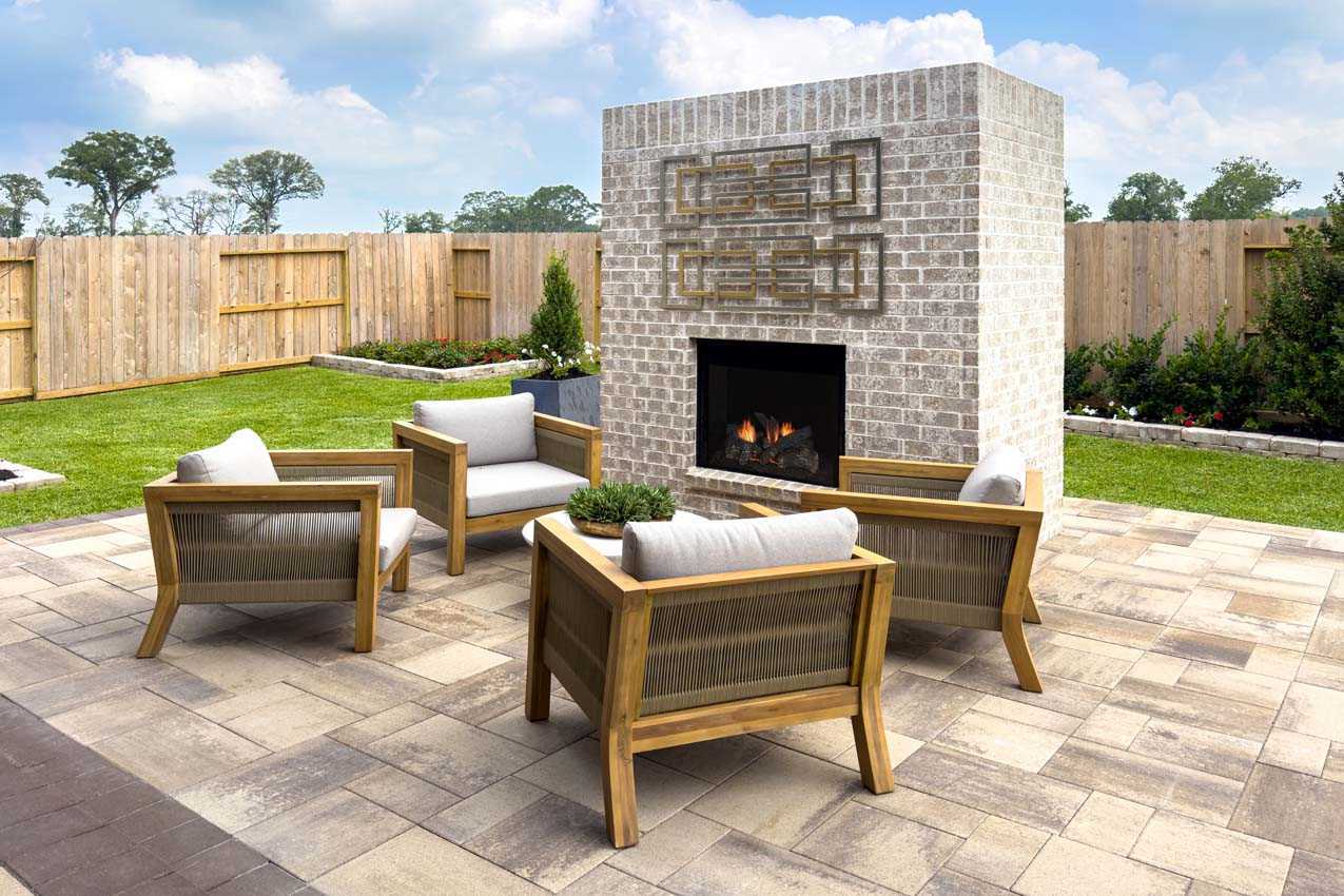 Backyard/Patio