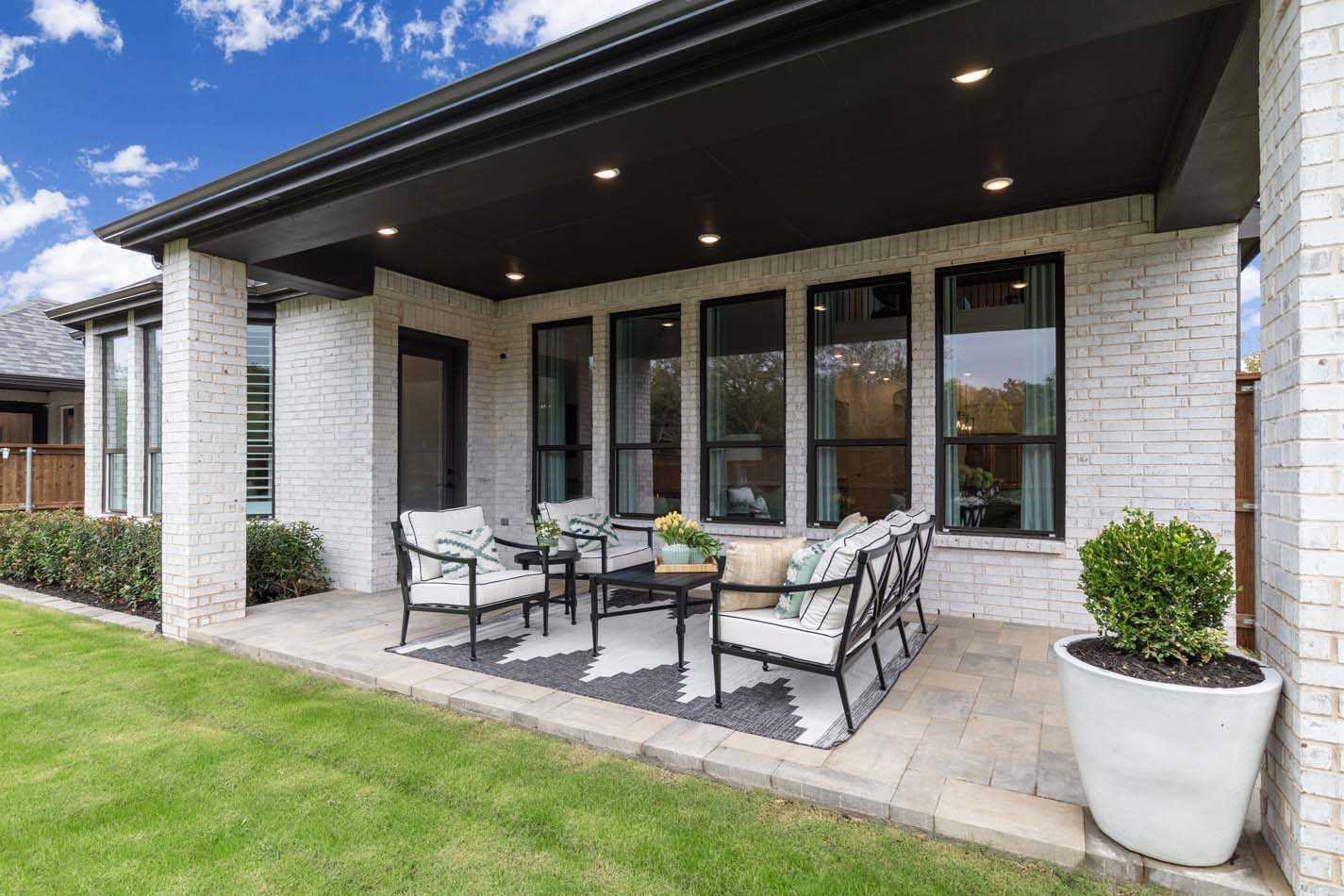 Patio/Backyard