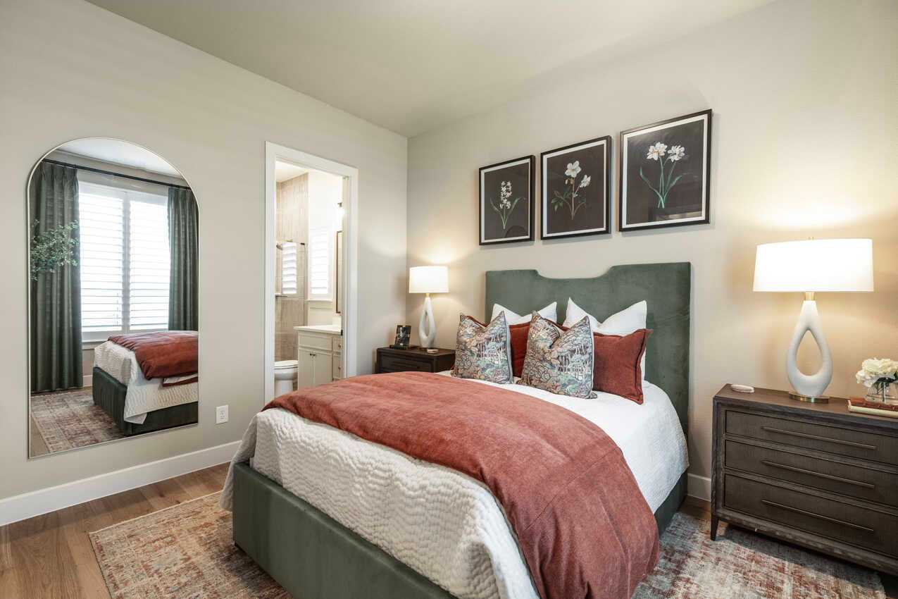 Secondary Bedroom