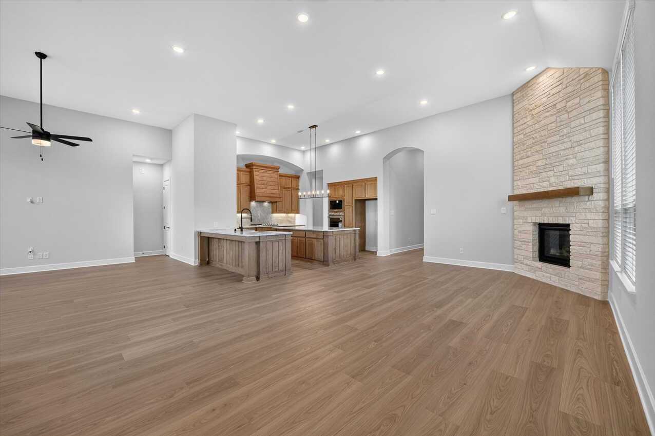 Keeping Room/Dining Room