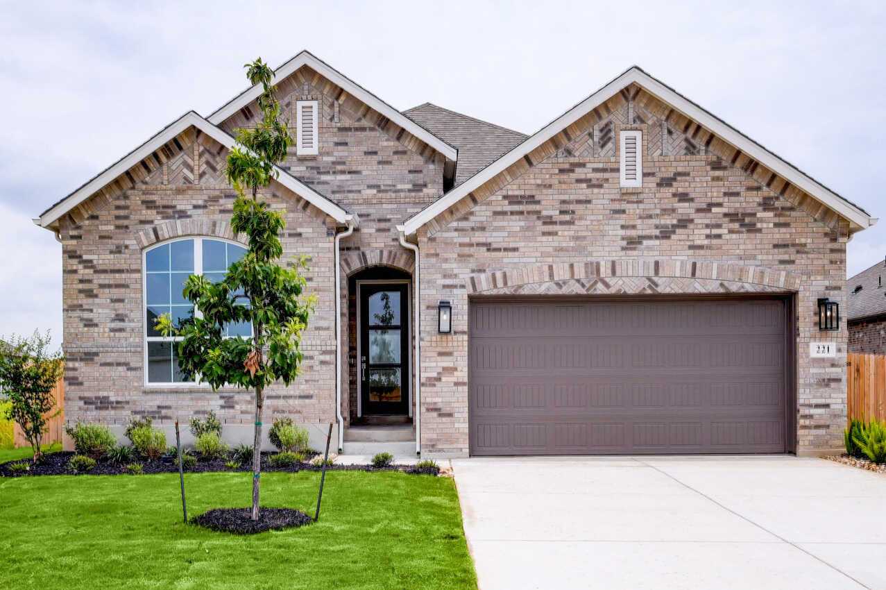 221 Gazelle Point