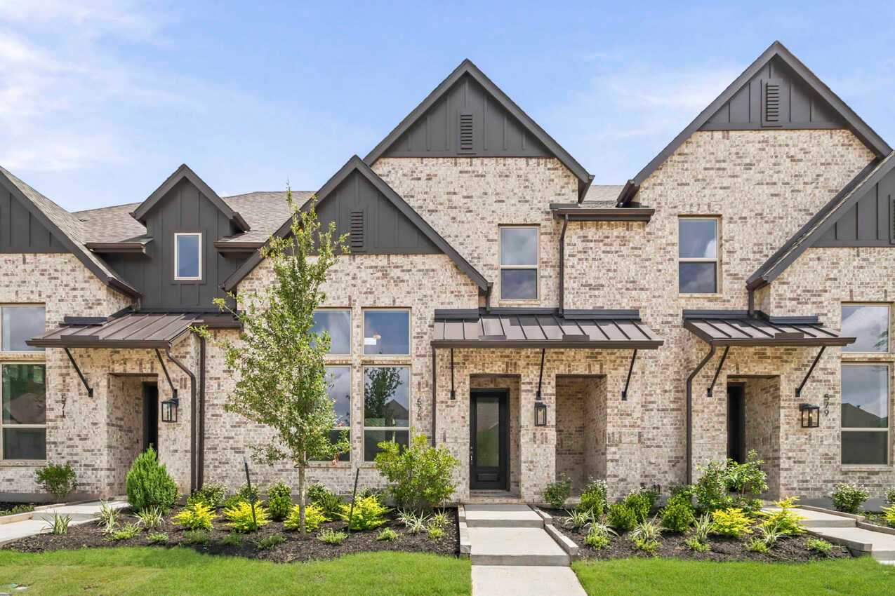 Plan Chatham - Woodforest Townhomes: Townhomes: The Villas: Montgomery, Texas - Highland Homes