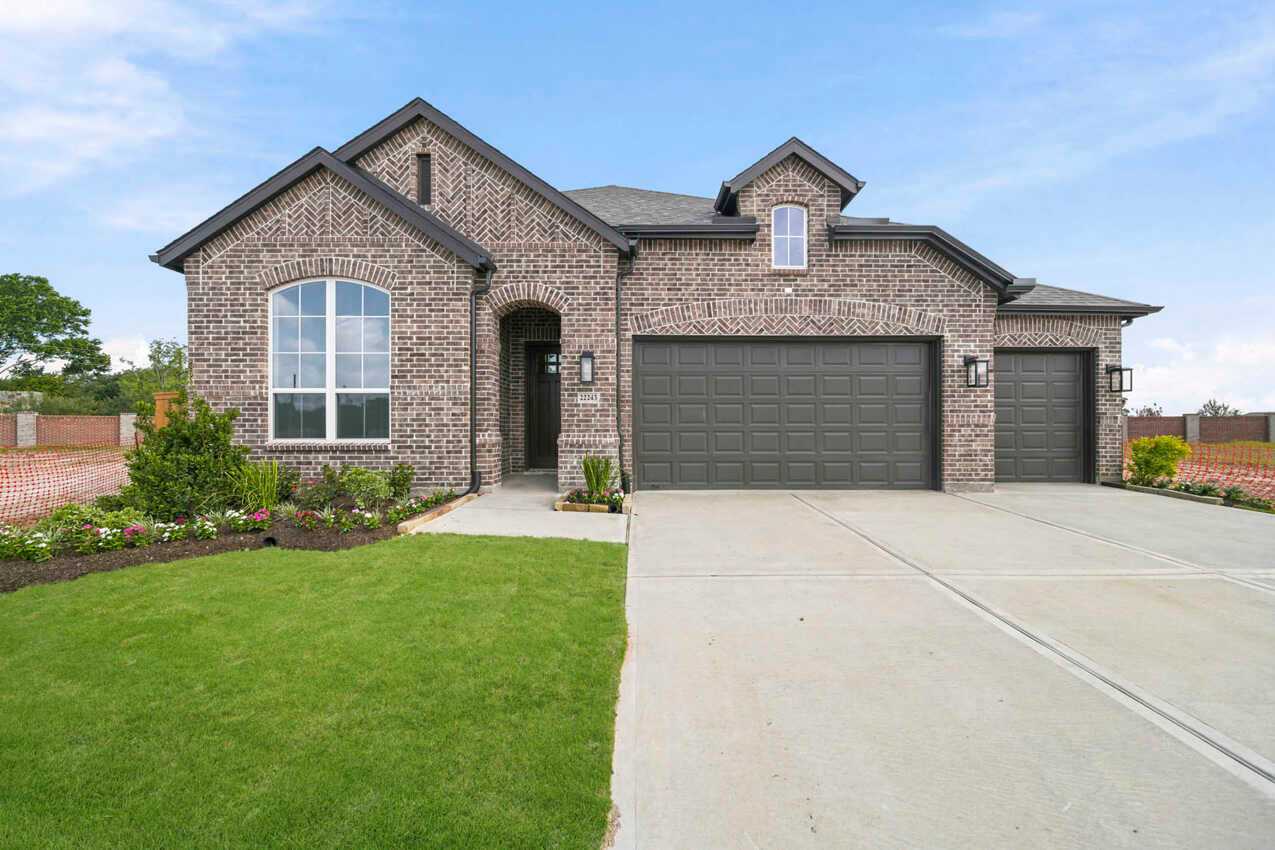 Plan Kingston - Wildrye: Waller, Texas - Highland Homes