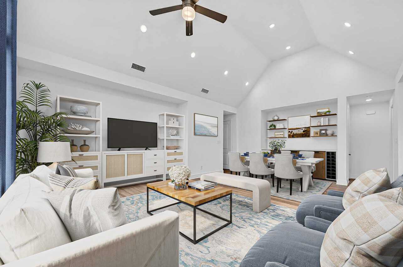 Family Room/Dining Room