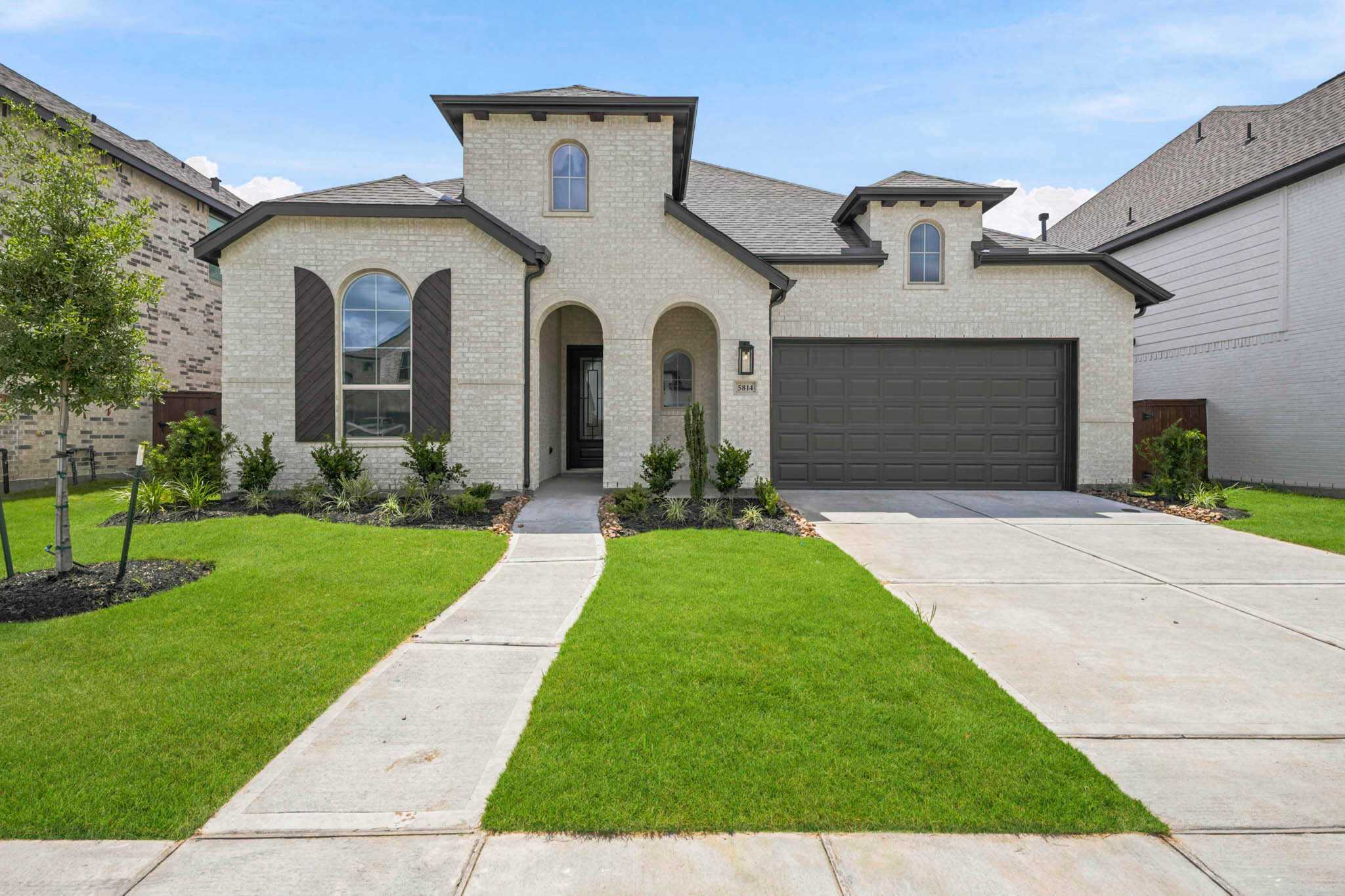5814 Reef Ridge Drive (Plan Oxford)