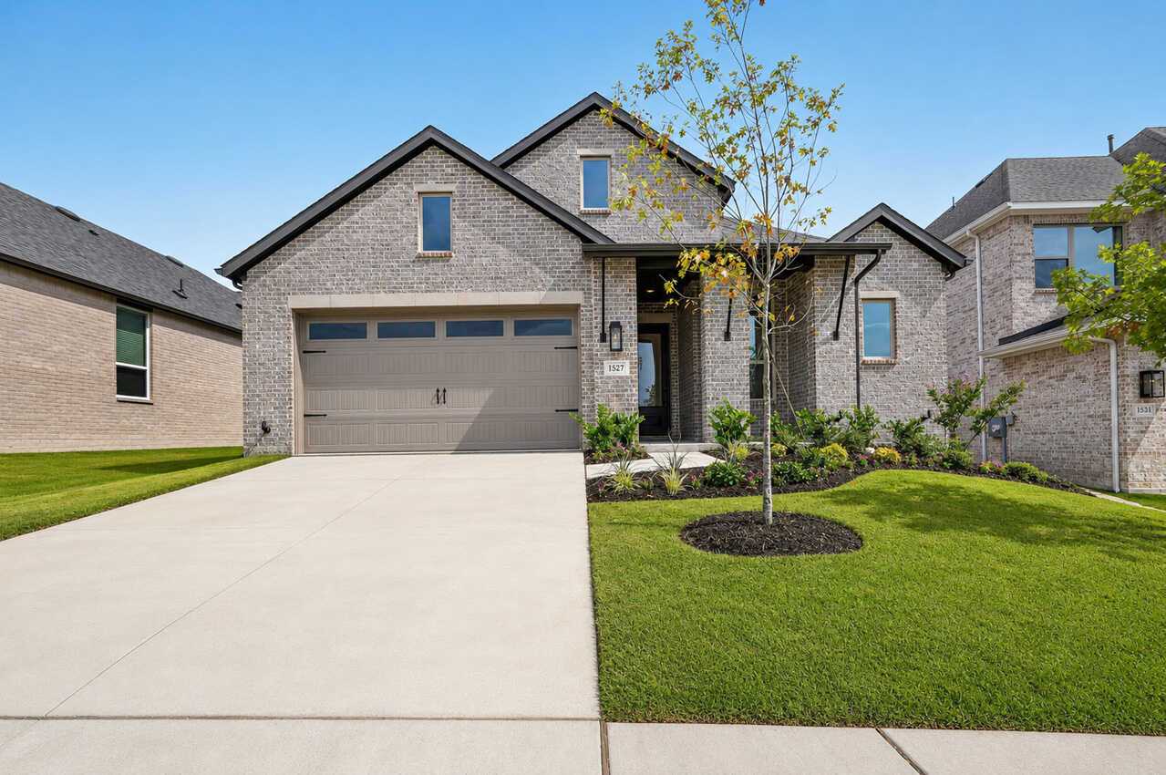 Plan Brent - Monterra: 50ft. lots: Fate, Texas - Highland Homes