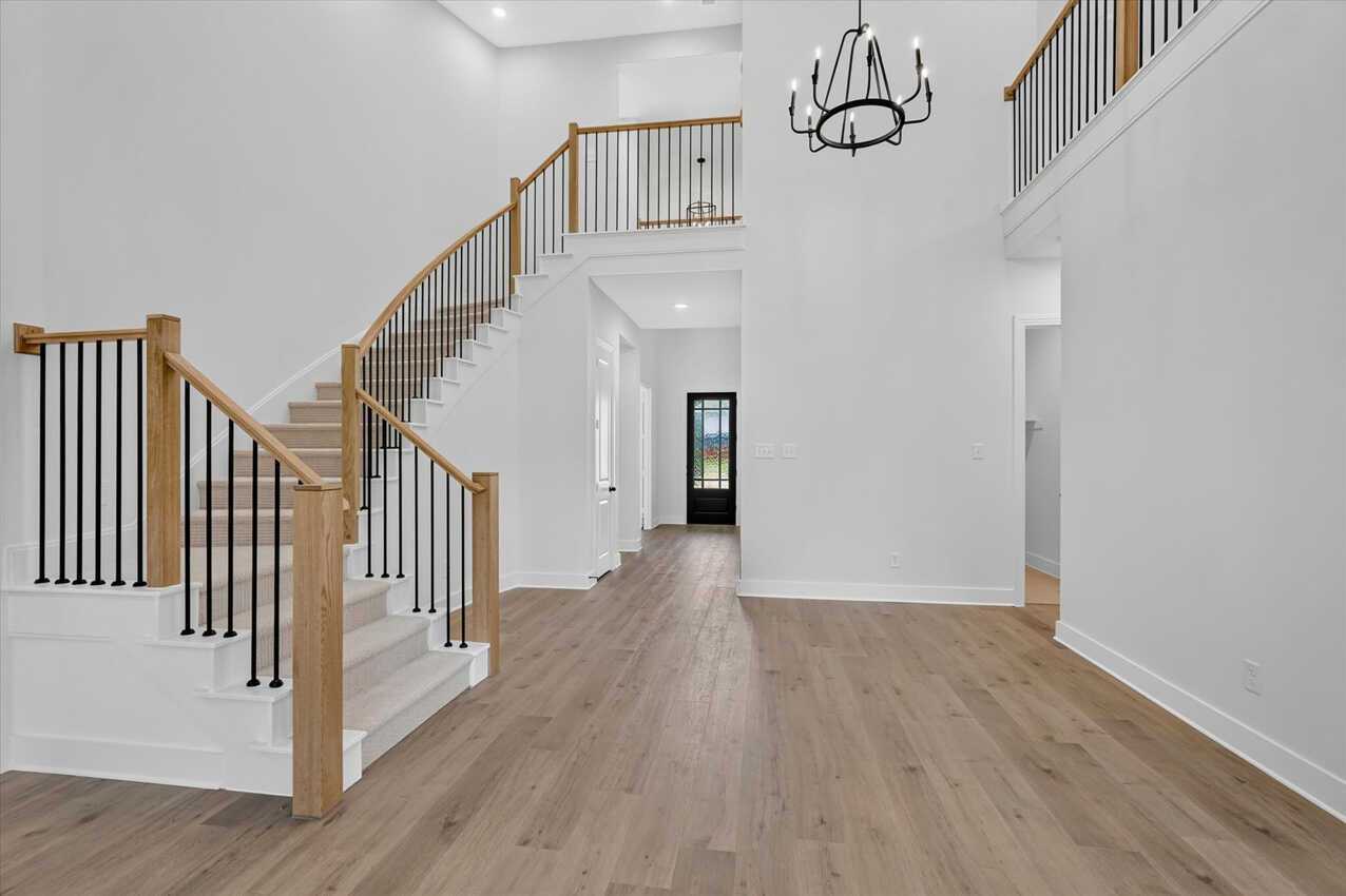 Entry/Dining Room