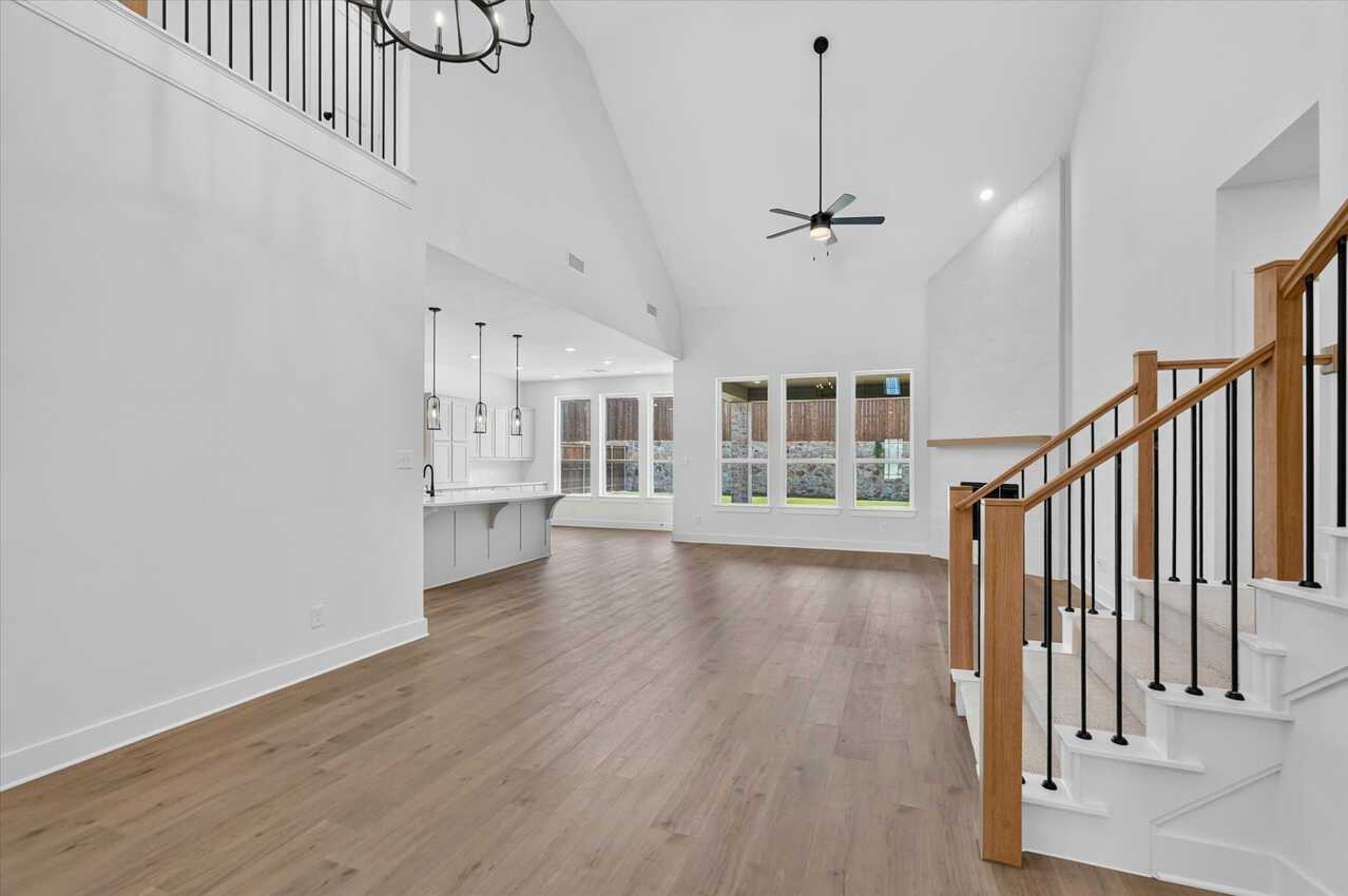 Entry/Dining Room