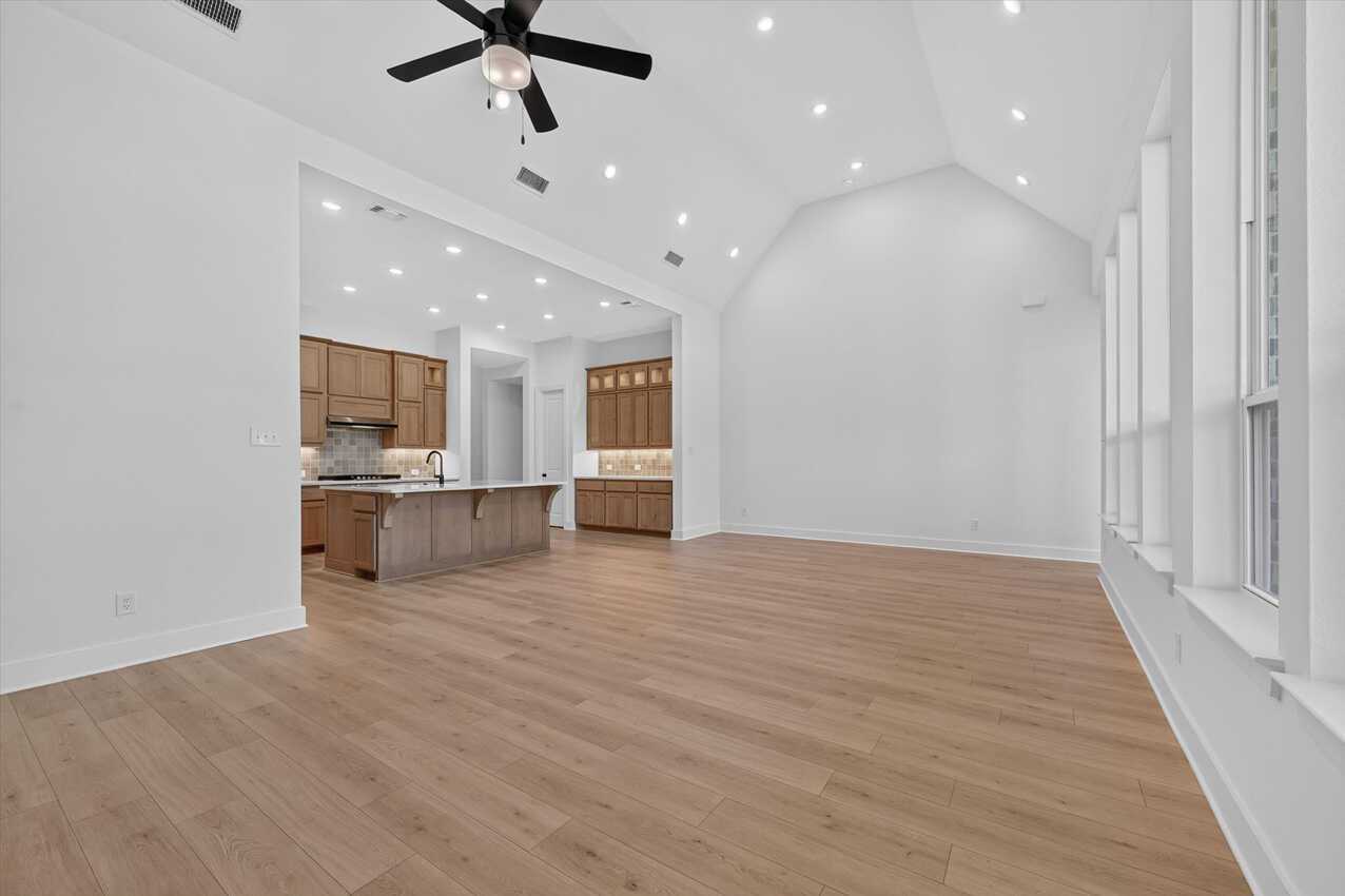 Family Room/Dining Room