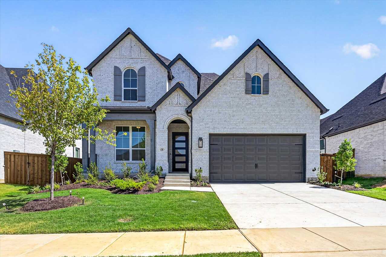 Plan Middleton - Sandbrock Ranch: 50ft. lots: Aubrey, Texas - Highland Homes