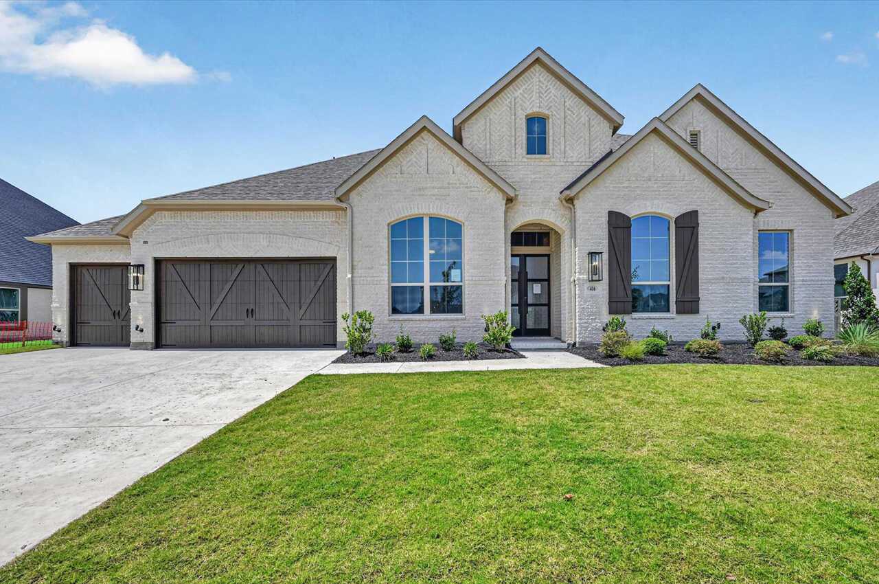 Plan 274 - Pecan Square: 100ft. lots: Northlake, Texas - Highland Homes