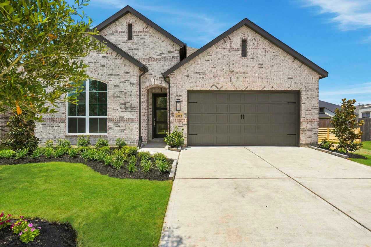 Plan Denton - Jordan Ranch: 55ft. lots: Fulshear, Texas - Highland Homes