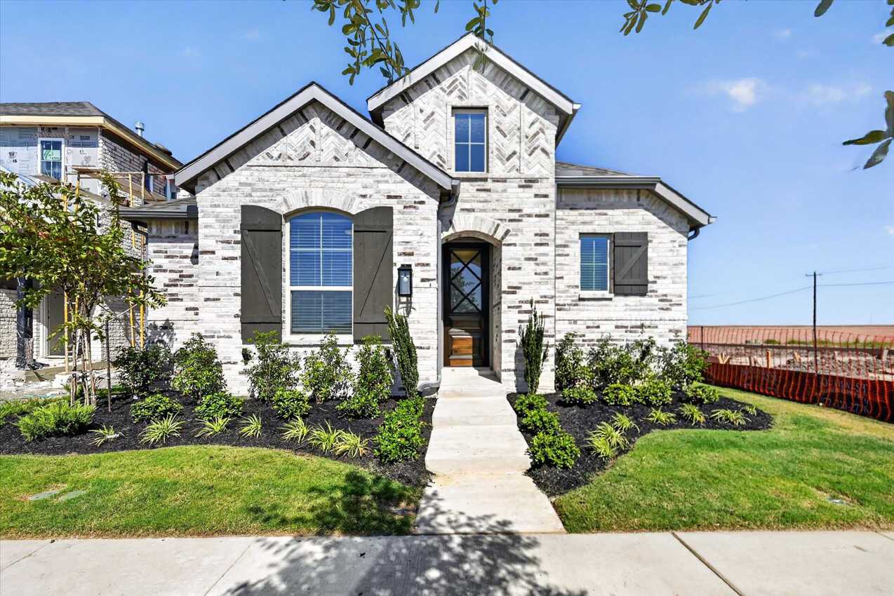 Plan Greyton - The Parks at Wilson Creek: 40ft. lots: Celina, Texas - Highland Homes