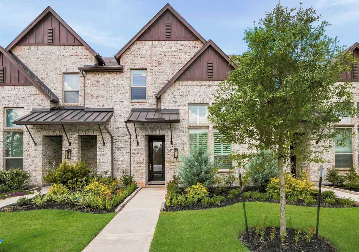 Plan Ashford - Woodforest Townhomes: Townhomes: The Villas: Montgomery, Texas - Highland Homes