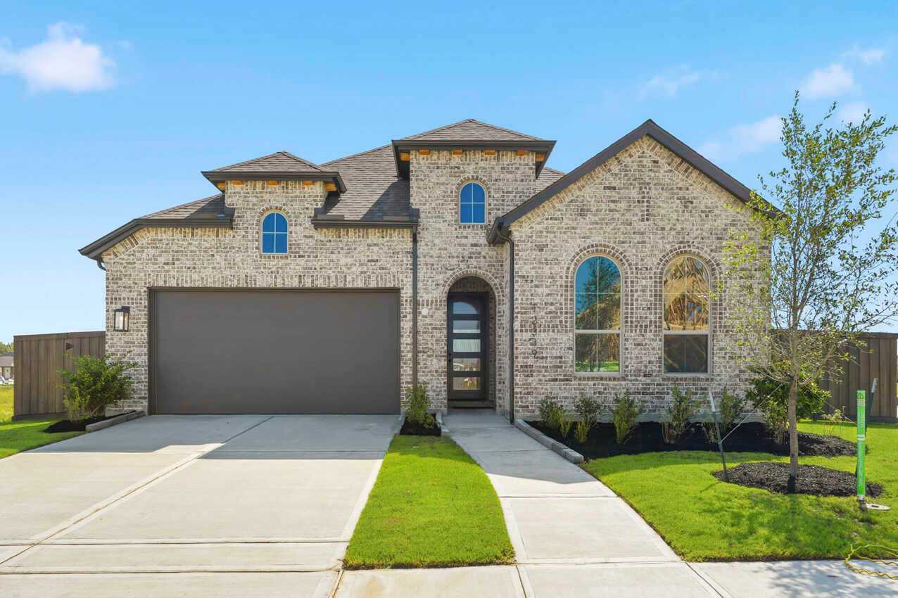 Plan Newport - Riceland: 50ft. lots: Mont Belvieu, Texas - Highland Homes