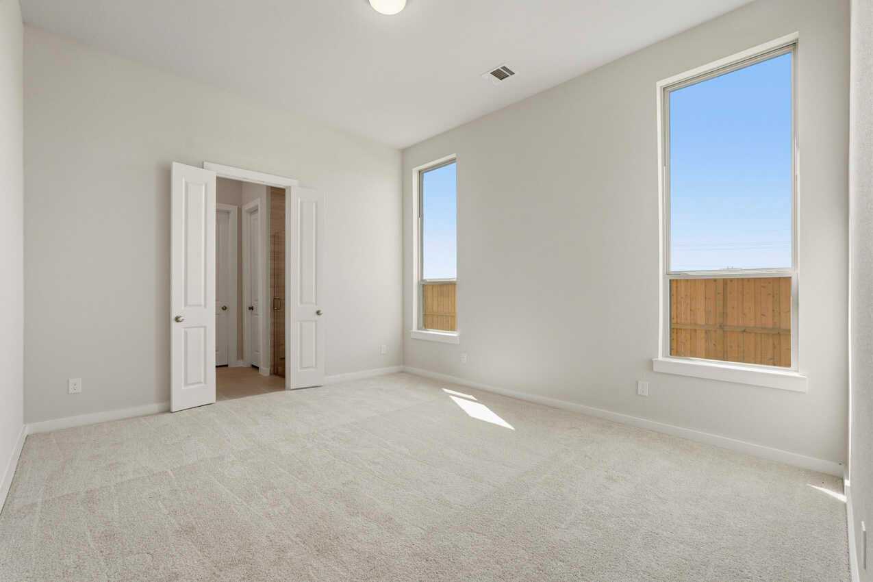 Flex Gen Suite Bedroom
