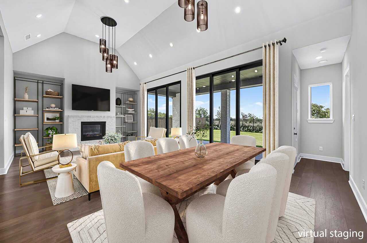 Family Room/Dining Room