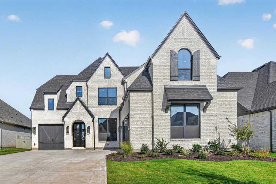 Plan 227 - Pecan Square: 60ft. lots: Northlake, Texas - Highland Homes