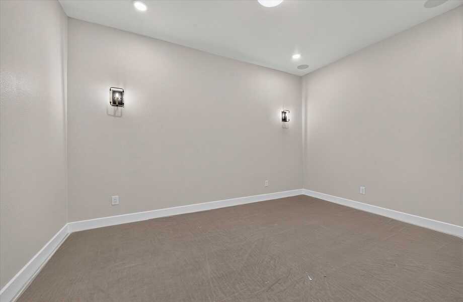 Entertainment Room