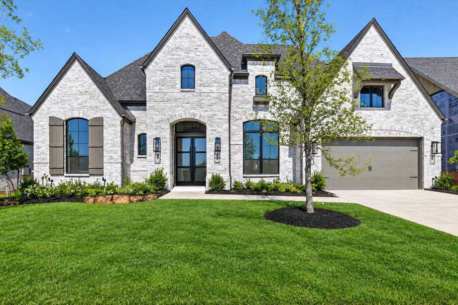 Plan 272 - Sandbrock Ranch: 70ft. lots: Aubrey, Texas - Highland Homes